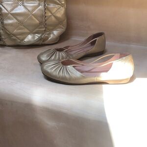 Taryn Rose ballet flats